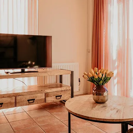 Cozy In With House Sea View Uitgeest