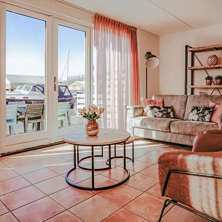 Cozy In With House Sea View